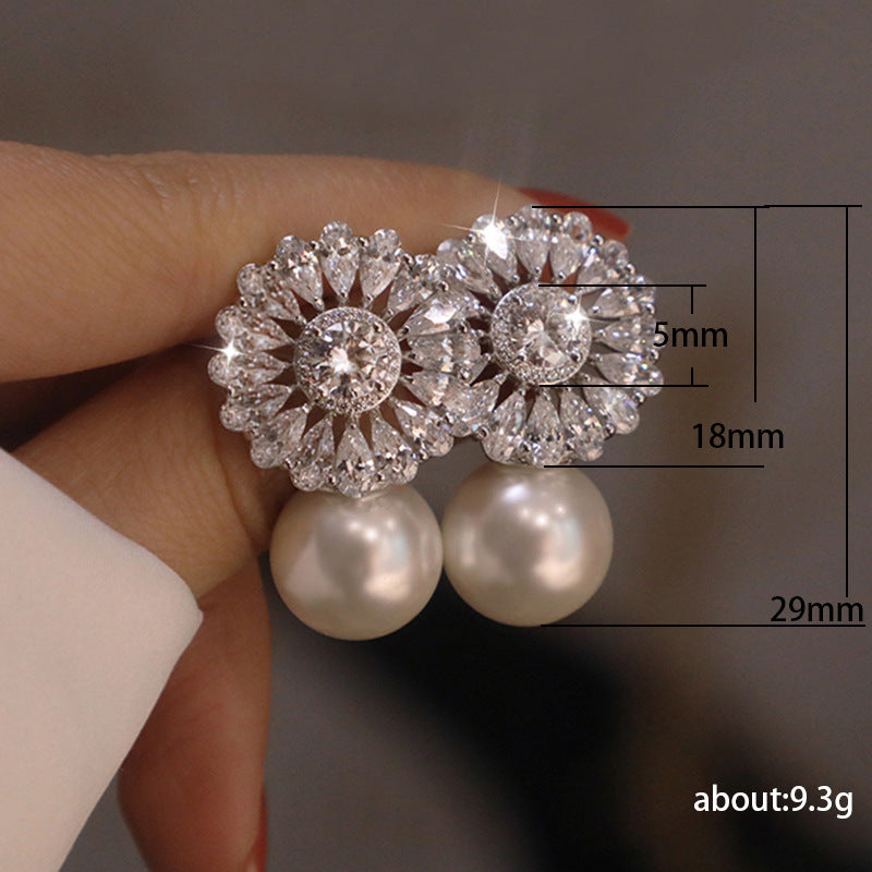 Charming Pearl Earring for Any Occasion