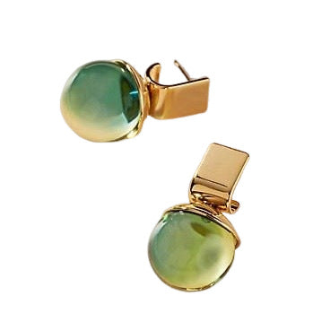 A Classic Earring with Timeless Appeal