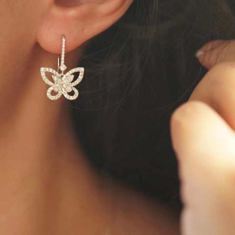 Beautiful Earring with Unique Style