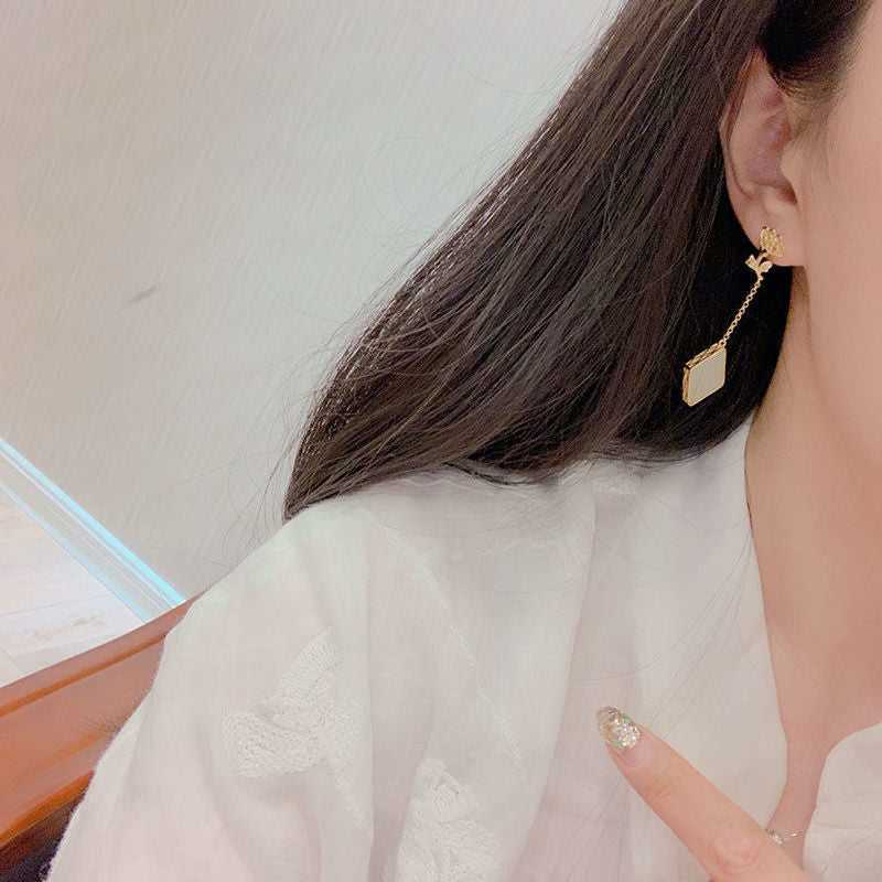 Vintage Handmade Gold Earring