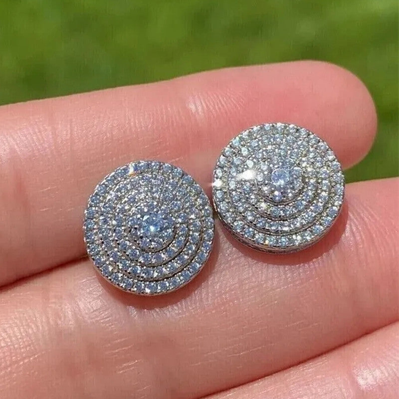 Charming Earring for Any Occasion