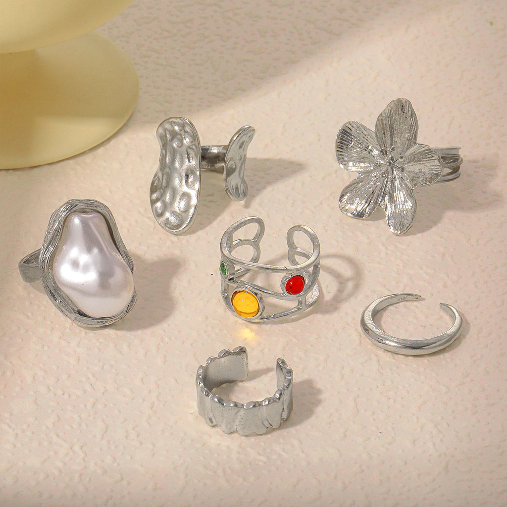 Beautiful Pearl Set with Unique Style