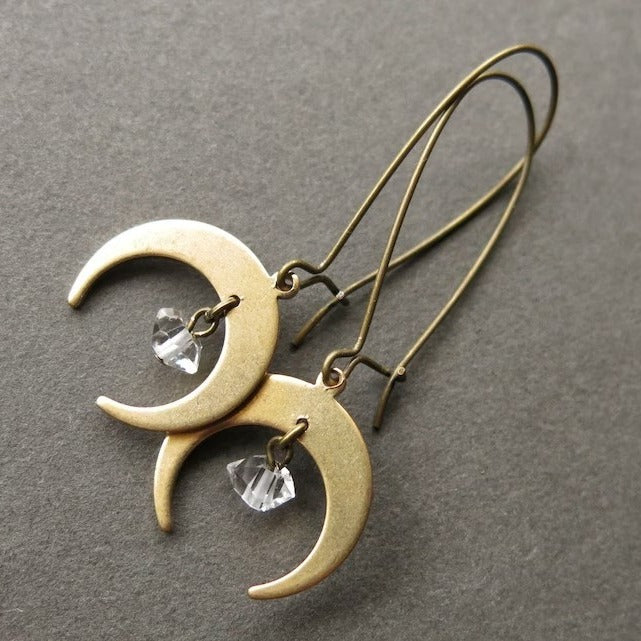 Charming Earring for Any Occasion