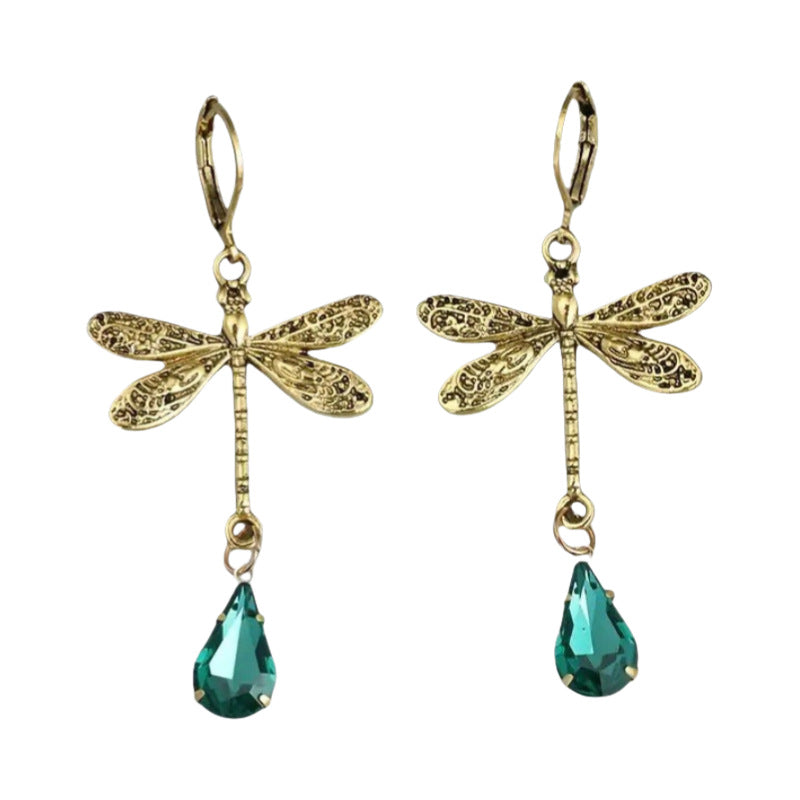 Charming Piece for Any Occasion