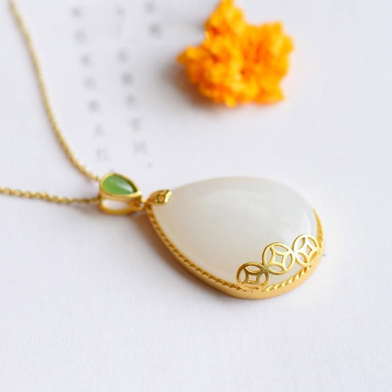 Stunning Silver Necklace for Daily Wear