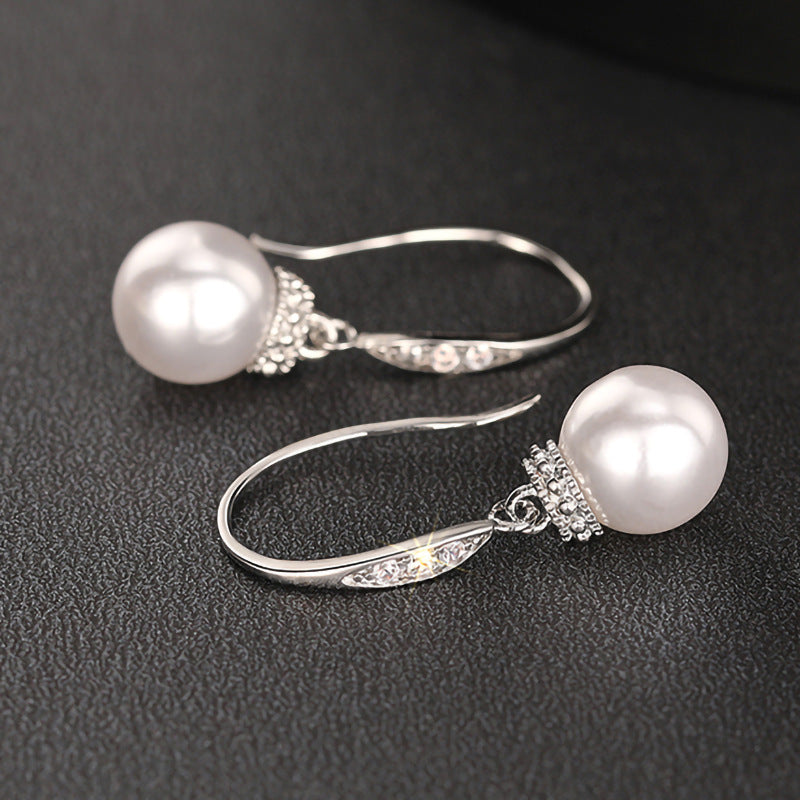 Delicate Artisan Pearl Earring