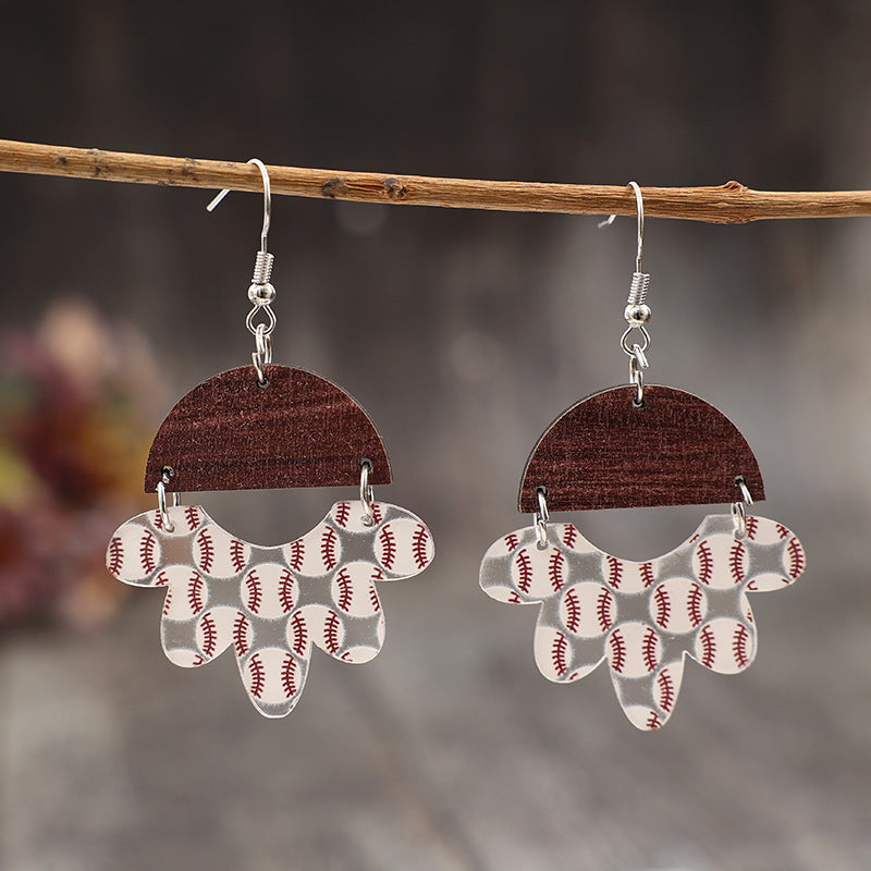 Charming Earring for Any Occasion