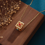 Beautiful Gold Necklace with Unique Style