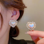 Beautiful Pearl Earring with Unique Style