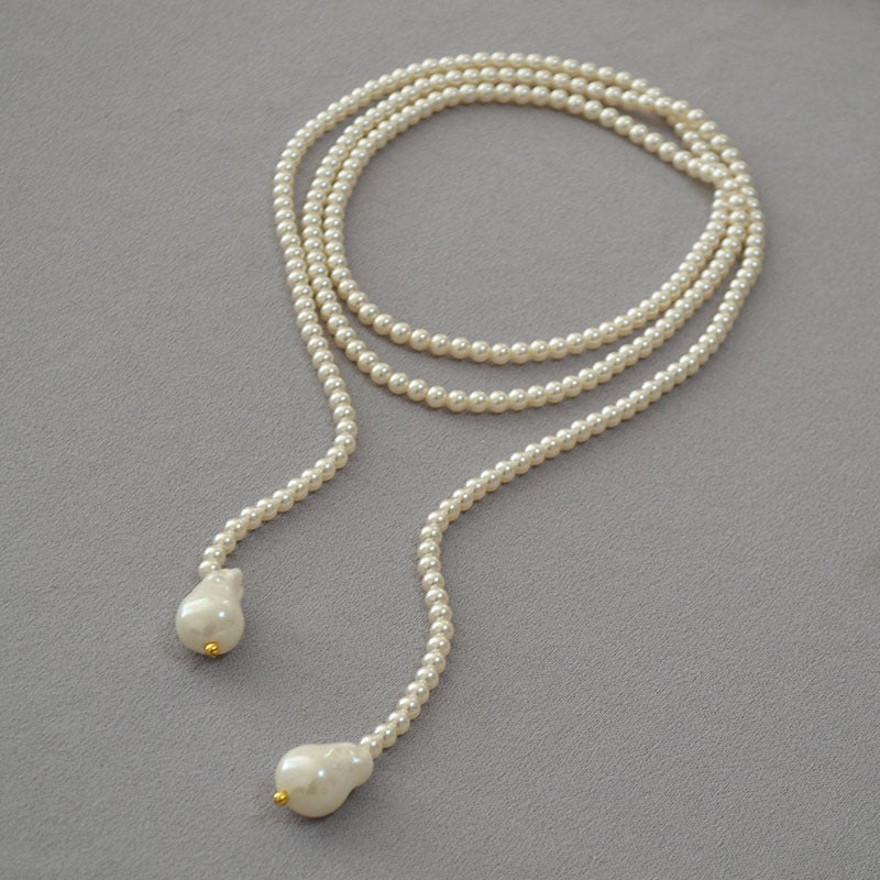 Beautiful Pearl Necklace with Unique Style