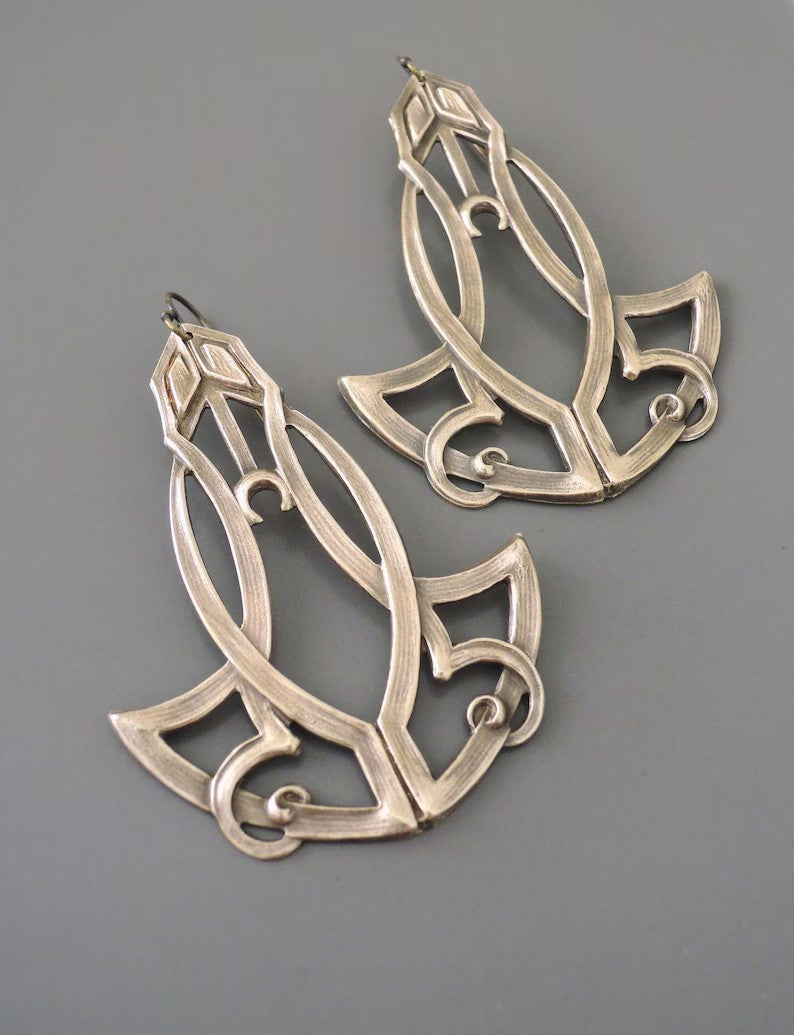 Romantic Earring for Special Moments