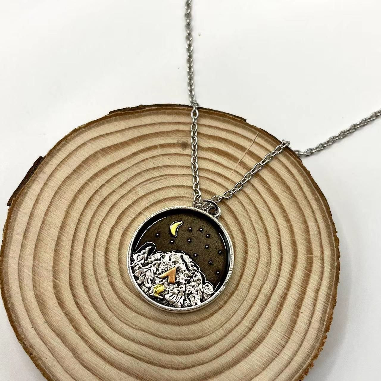 Romantic Necklace for Special Moments