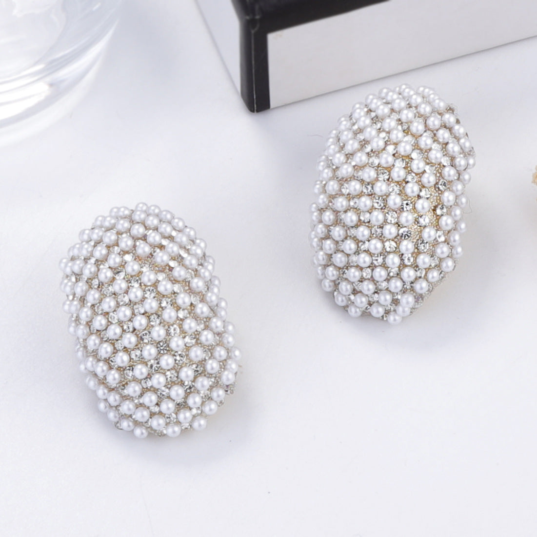 Beautiful Pearl Earring with Unique Style