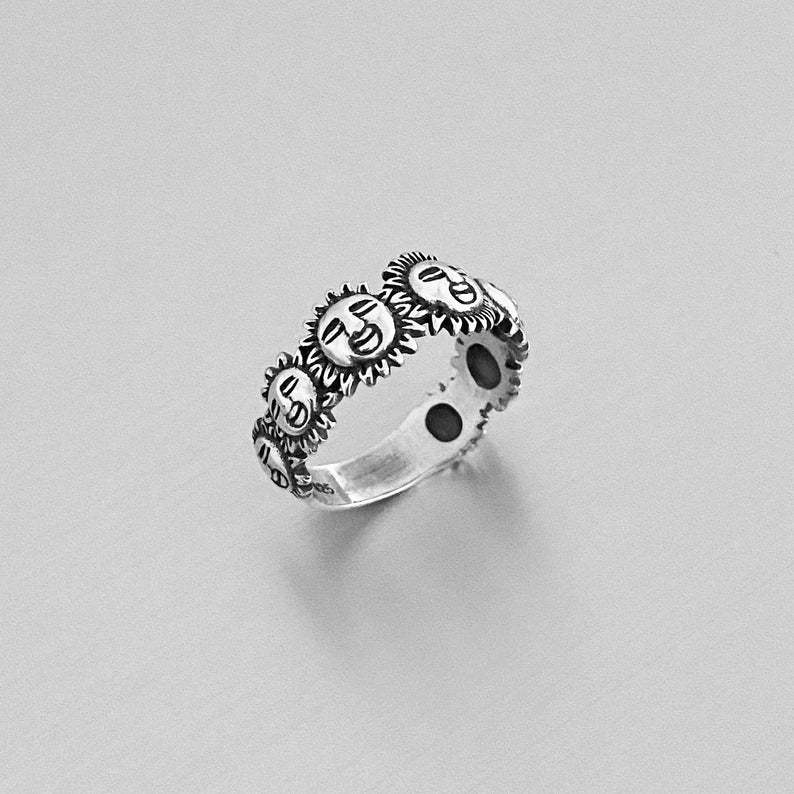 Classic Ring with Timeless Appeal