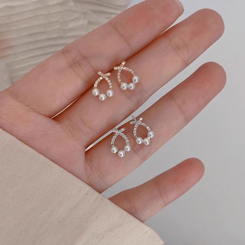 Charming Pearl Earring for Any Occasion