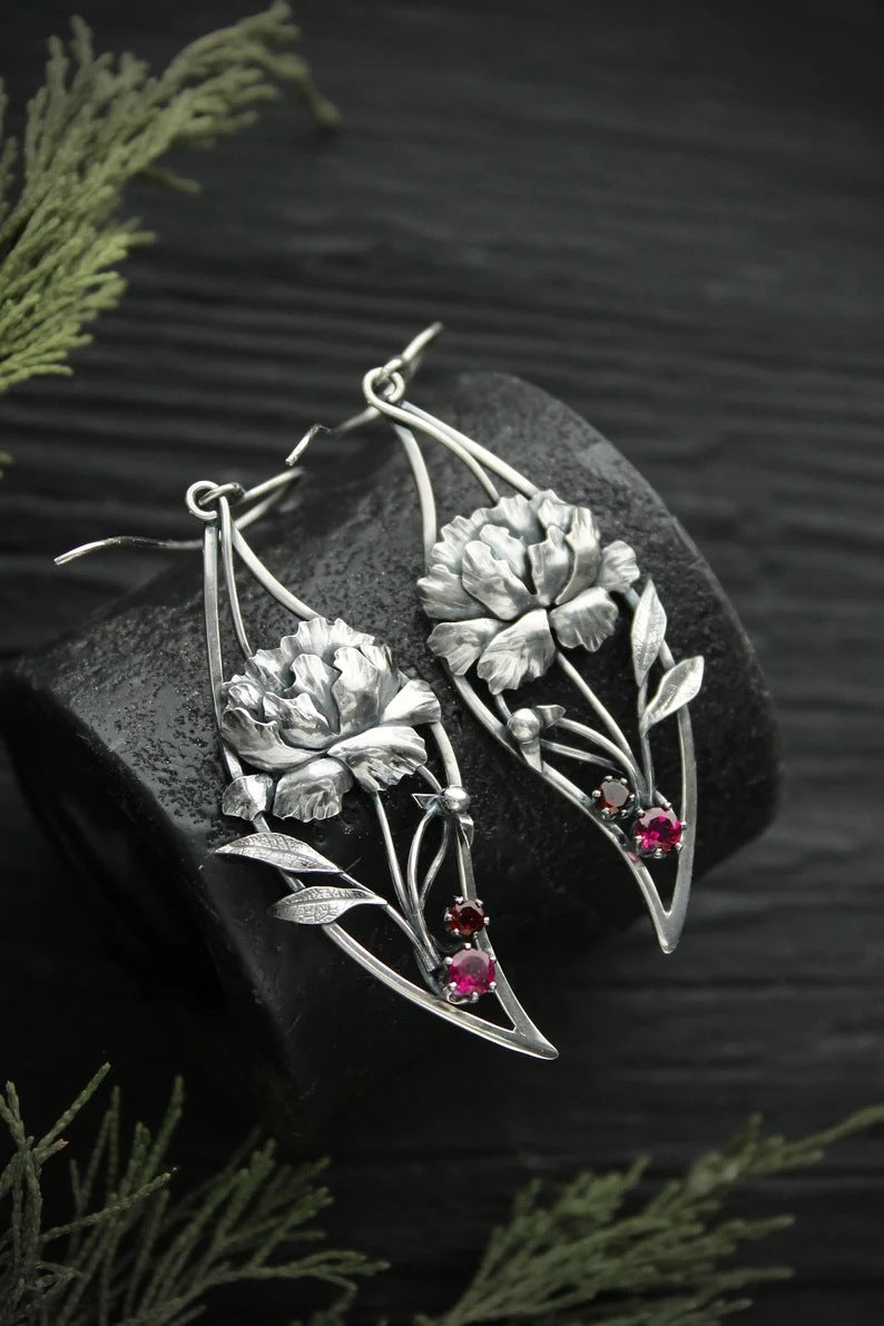 Vintage Handmade Earring