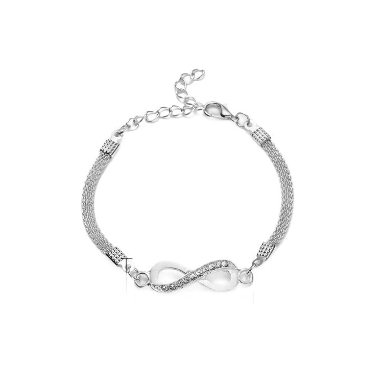A Stunning Silver Bracelet for Daily Wear