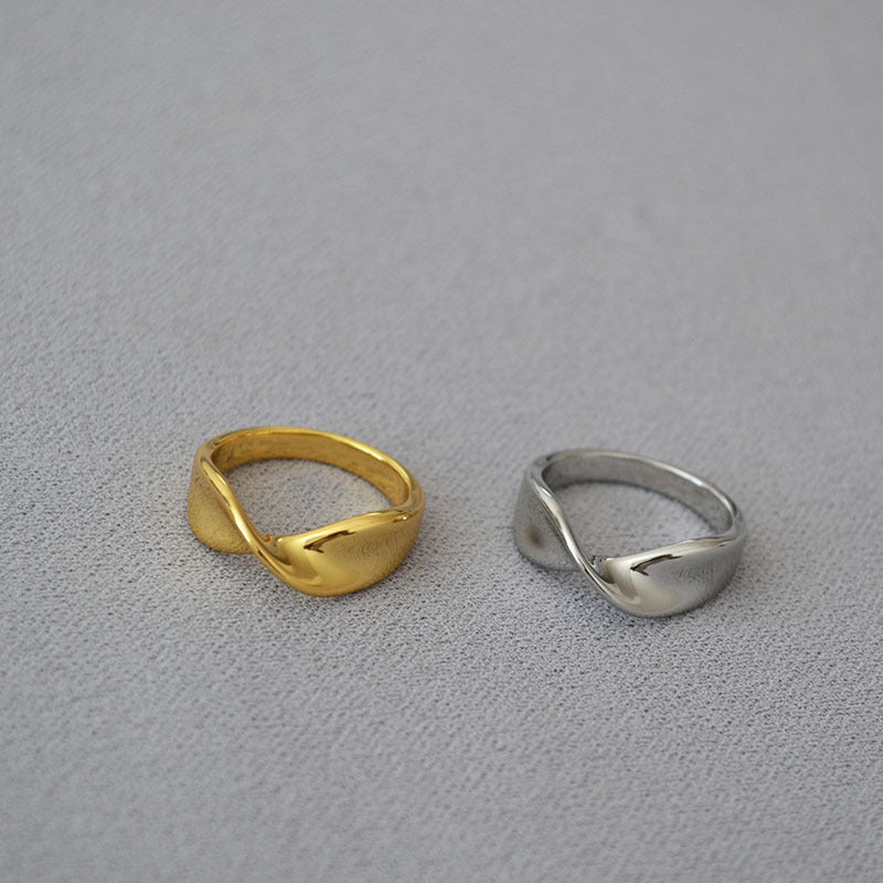 Beautiful Gold Ring with Unique Style