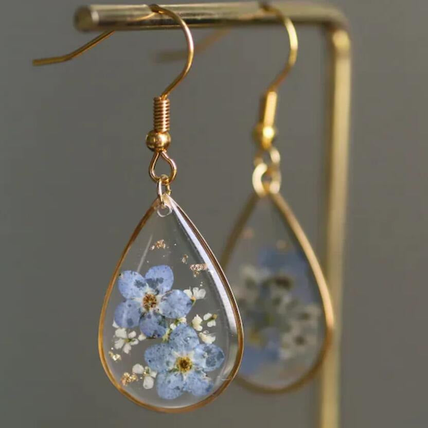 A Stunning Earring for Daily Wear