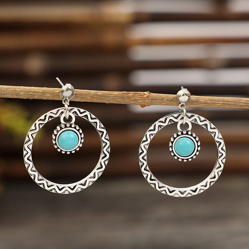 Charming Earring for Any Occasion