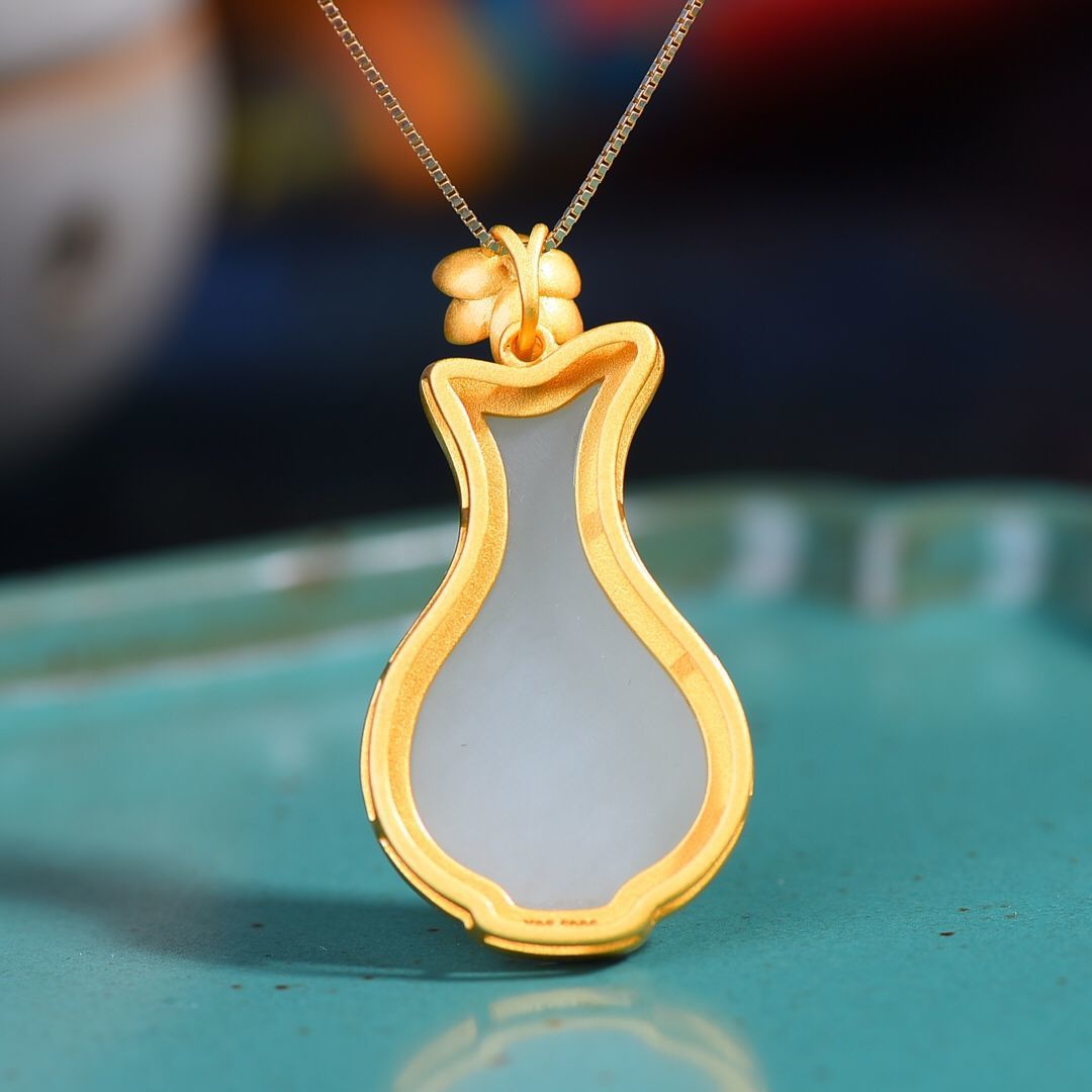 Vintage Handmade Gold Necklace