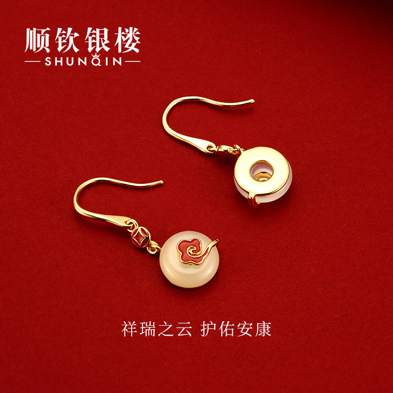 Stunning Silver Earring for Daily Wear