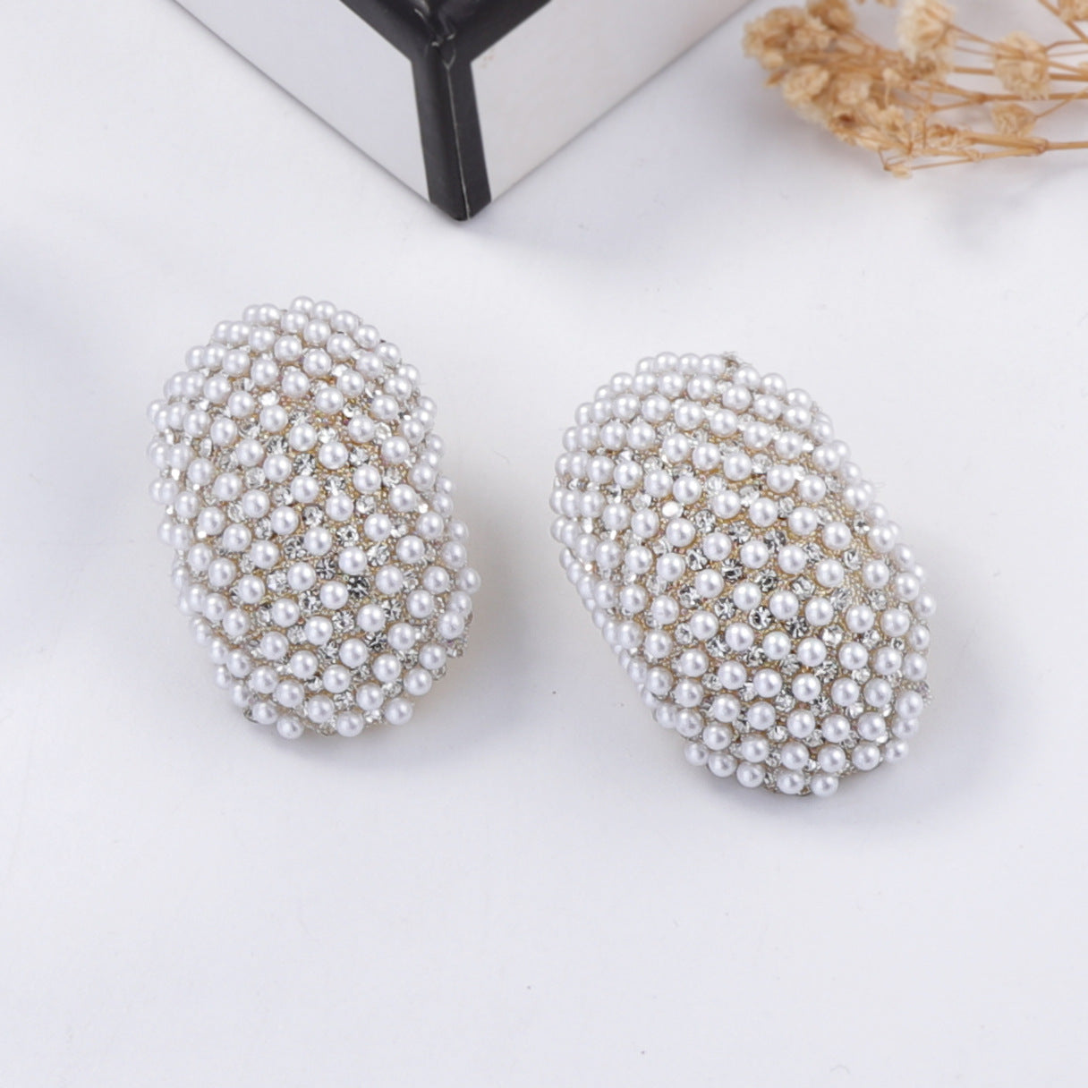 Beautiful Pearl Earring with Unique Style