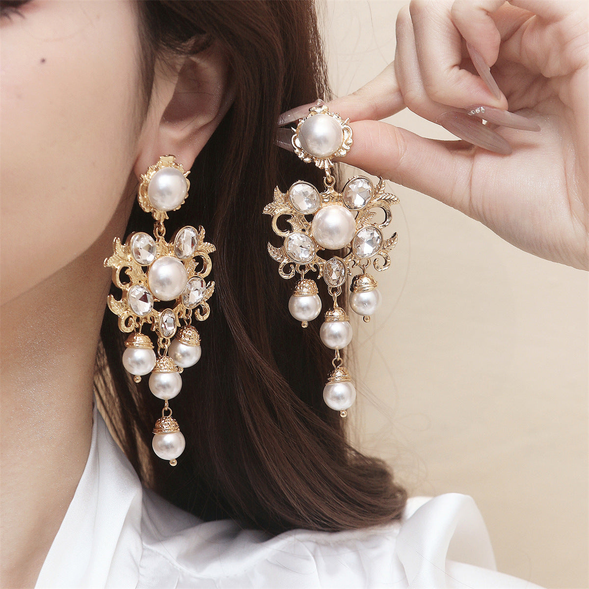 Charming Pearl Earring for Any Occasion