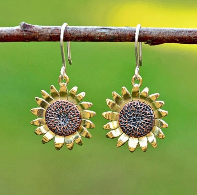 Romantic Earring for Special Moments