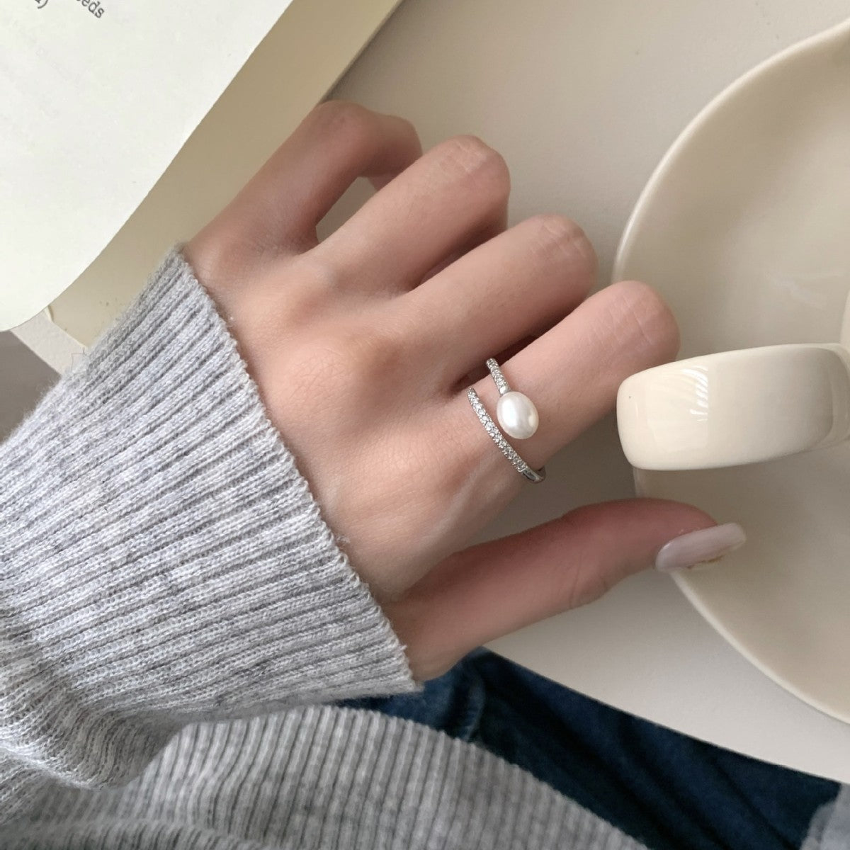 Beautiful Pearl Ring with Unique Style