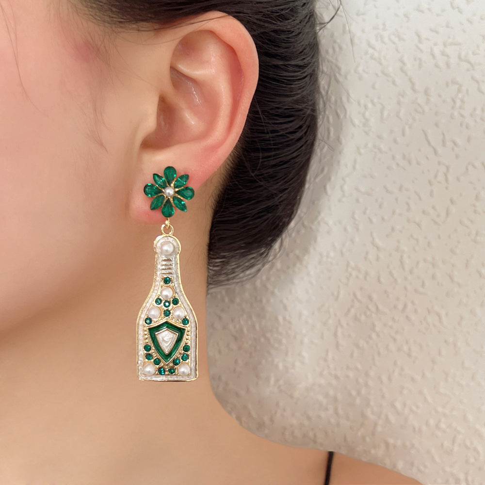 Charming Pearl Earring for Any Occasion