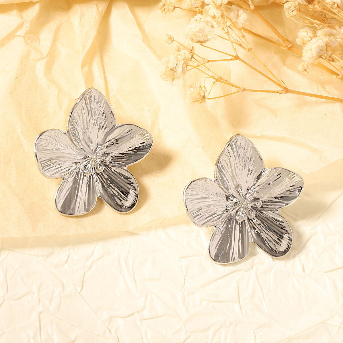 Vintage Handmade Silver Earring