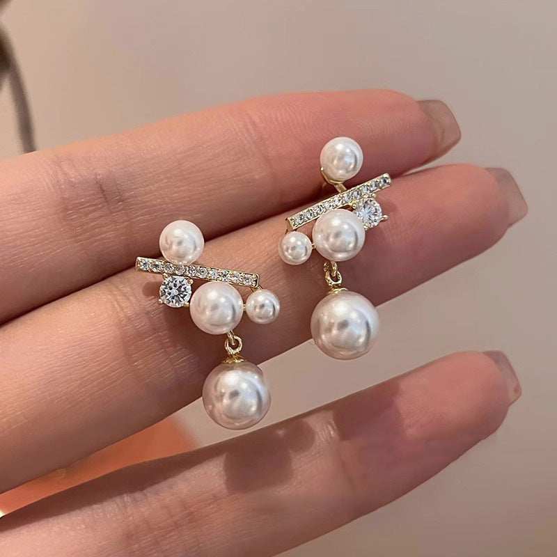 Charming Pearl Earring for Any Occasion
