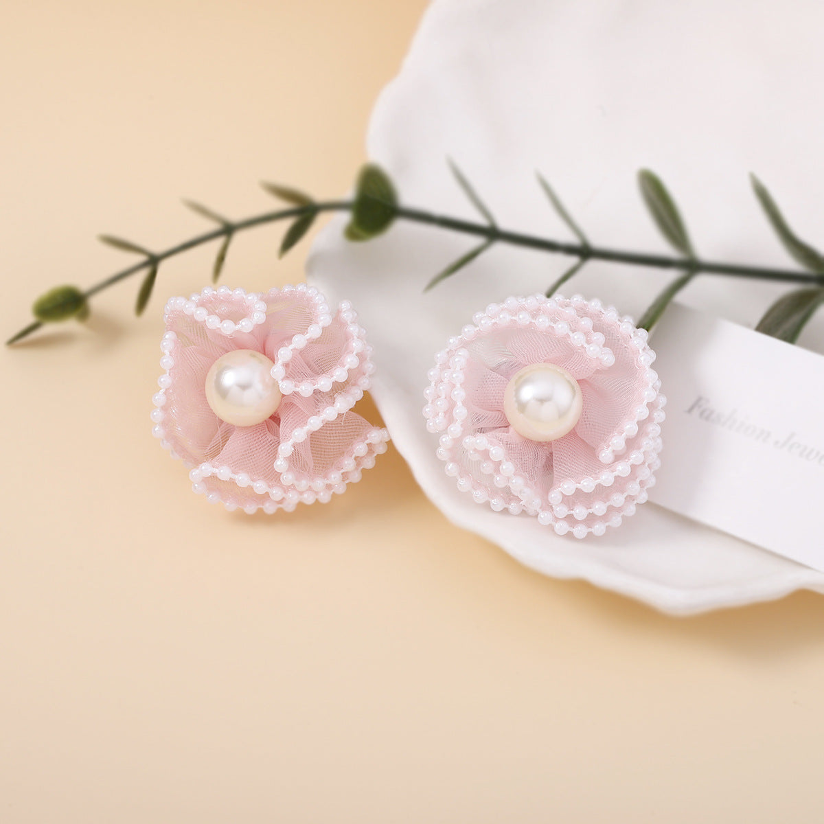 Beautiful Pearl Earring with Unique Style