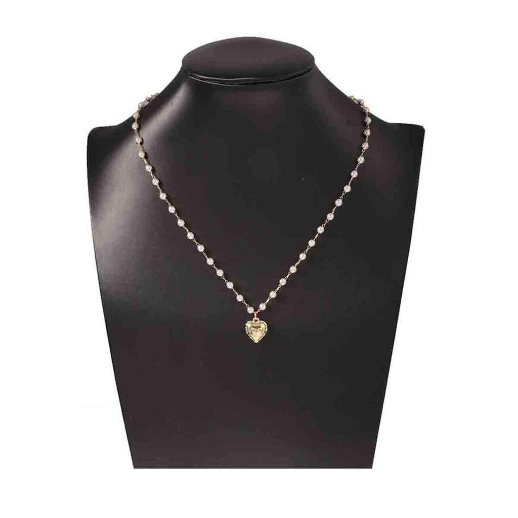 Beautiful Pearl Necklace with Unique Style