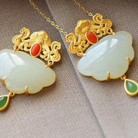 Stunning Silver Pendant for Daily Wear