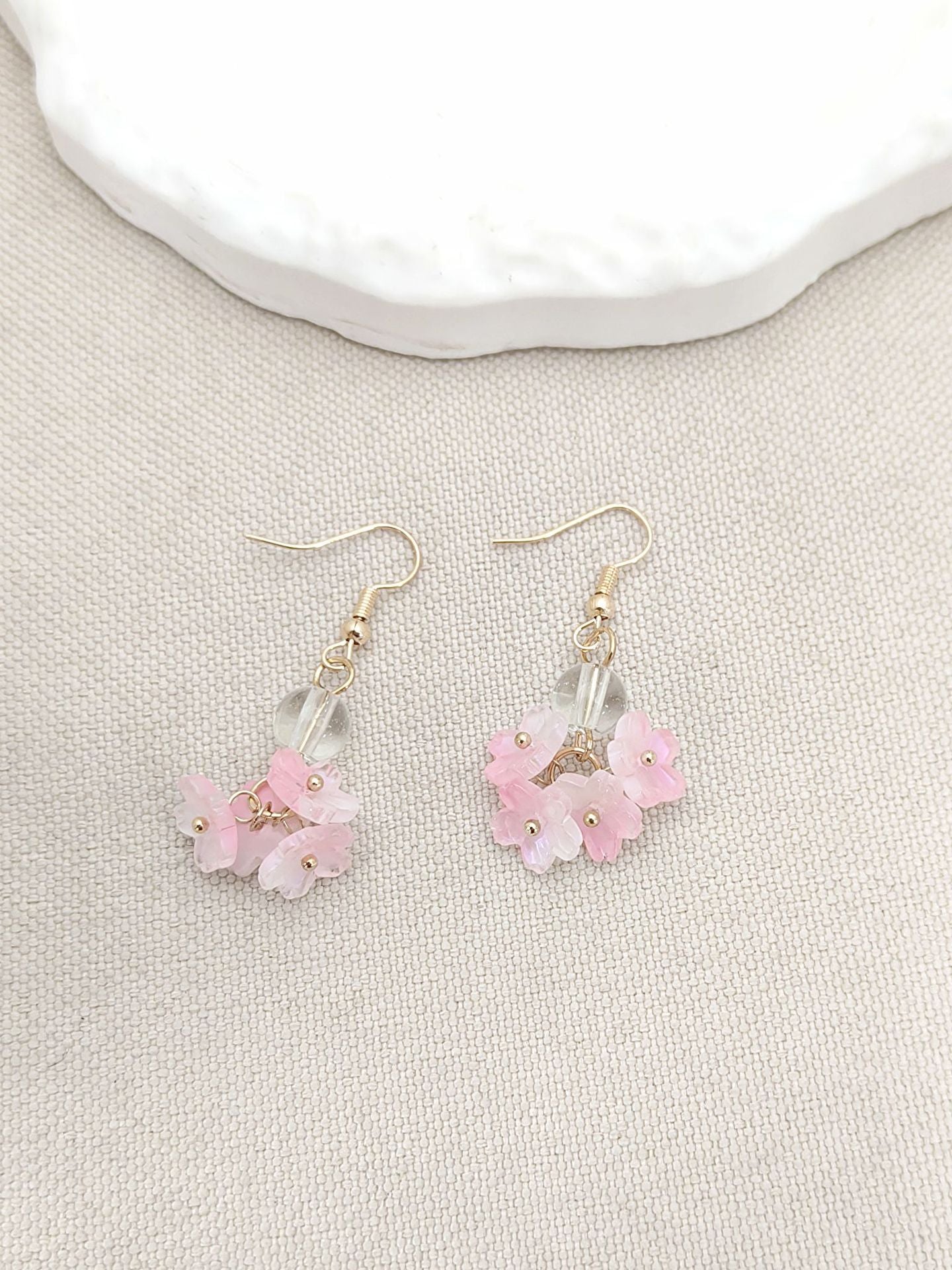 Classic Pearl Earring with Timeless Appeal