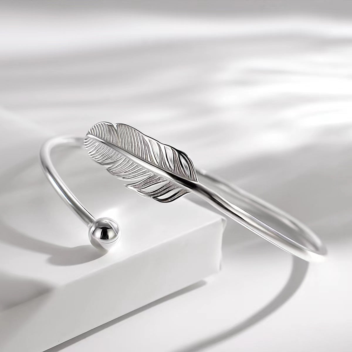 Charming Bracelet for Any Occasion