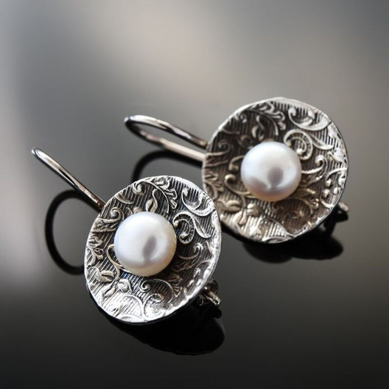 Beautiful Pearl Earring with Unique Style