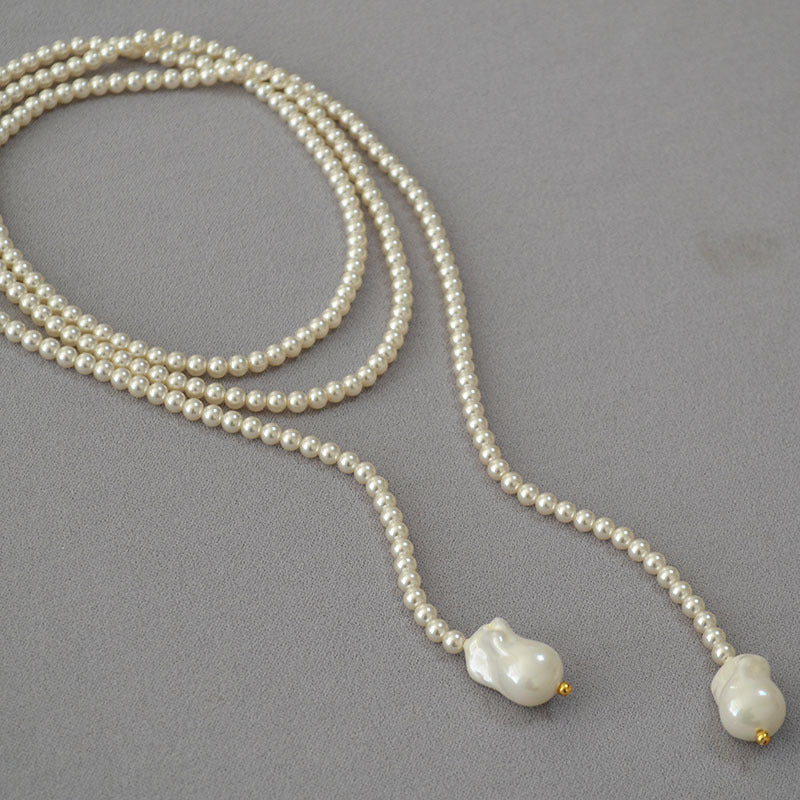 Beautiful Pearl Necklace with Unique Style