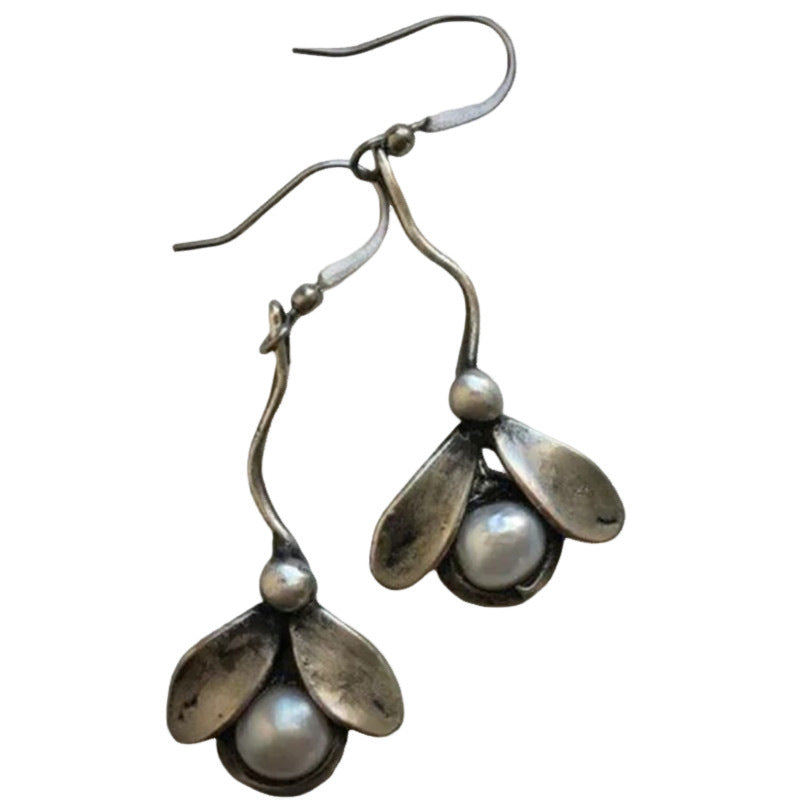 Charming Pearl Earring for Any Occasion