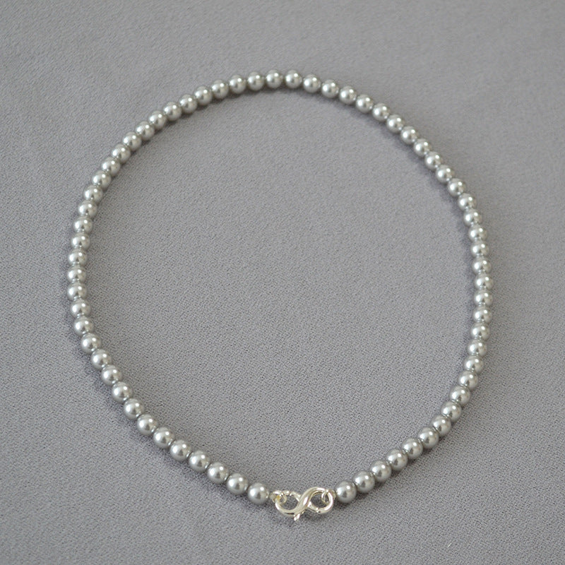 Beautiful Pearl Necklace with Unique Style