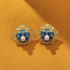 Vintage Handmade Gold Earring