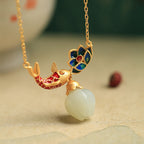 Beautiful Gold Necklace with Unique Style