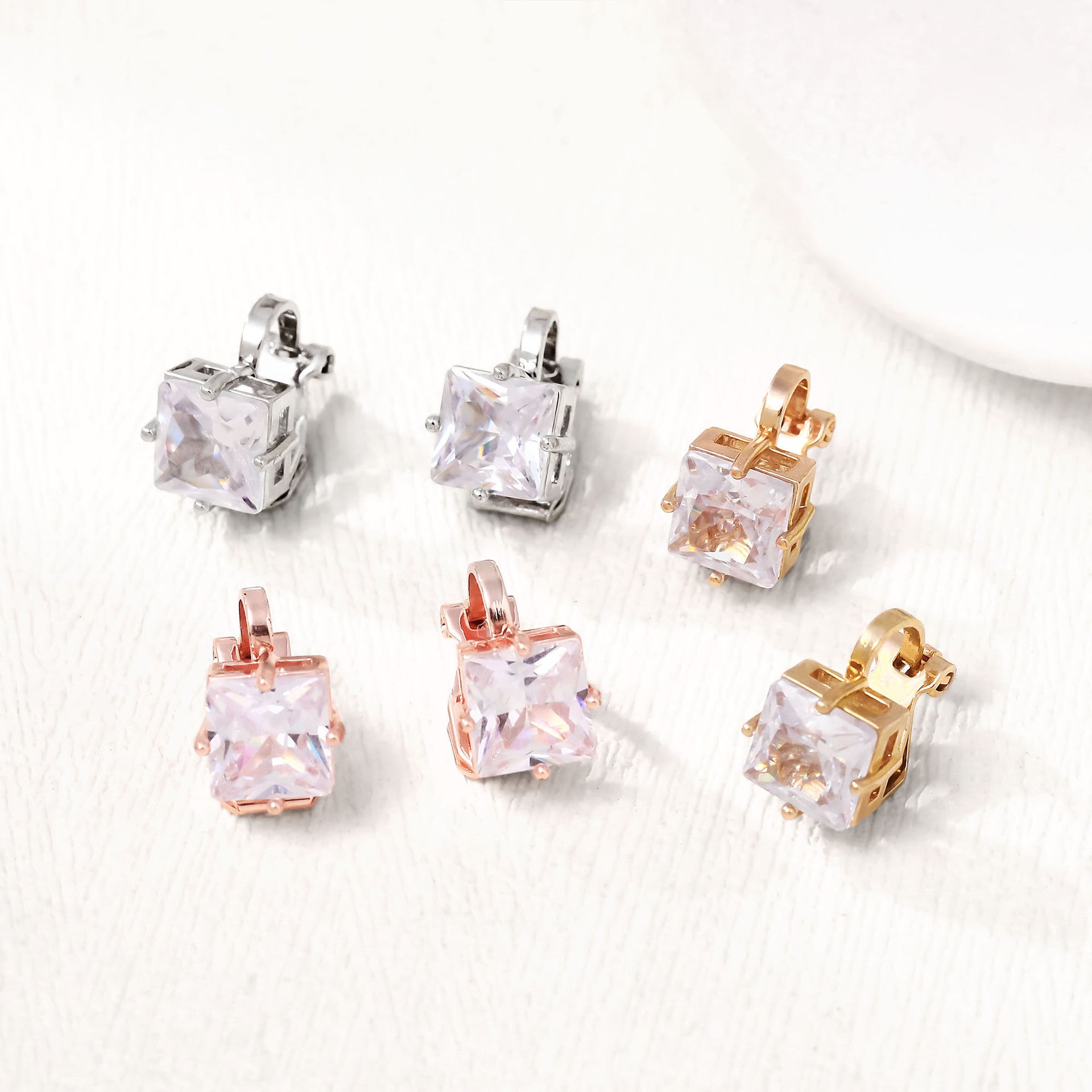 Vintage Handmade Earring