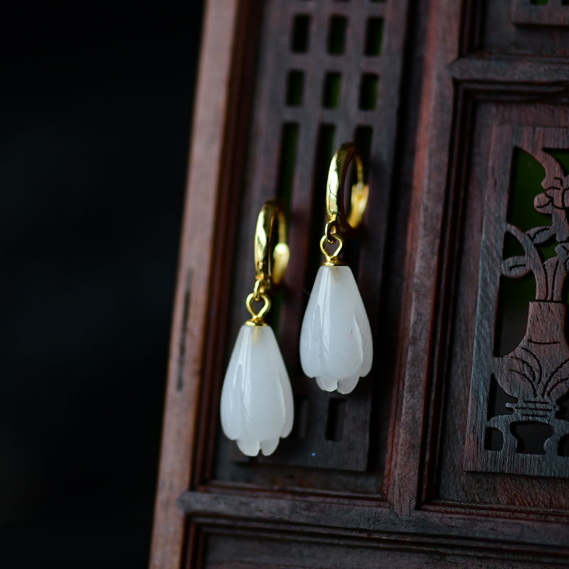 Vintage Handmade Gold Earring