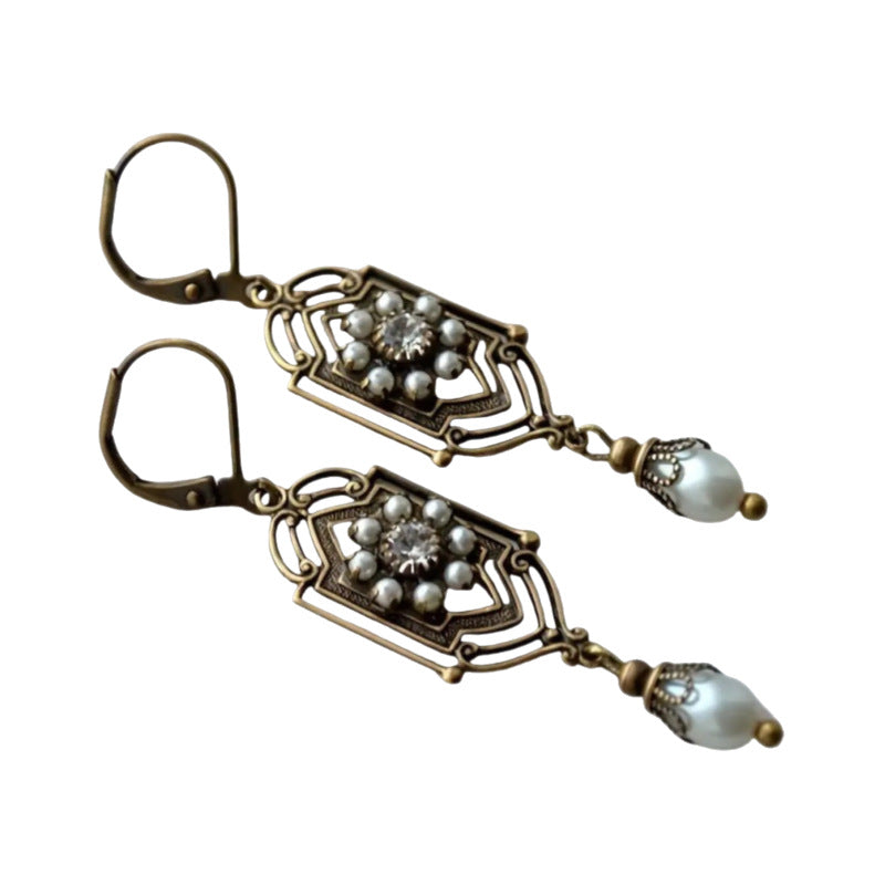 Charming Pearl Earring for Any Occasion