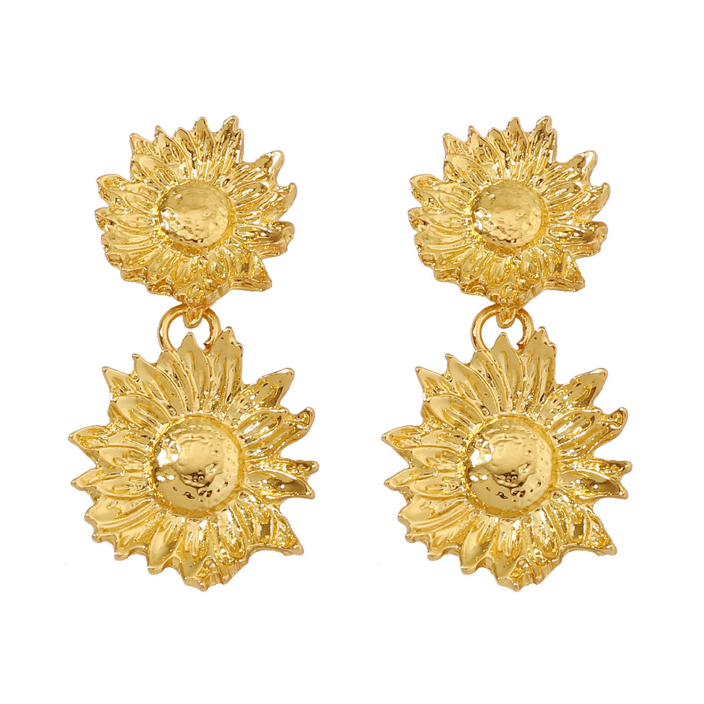 Vintage Handmade Gold Earring