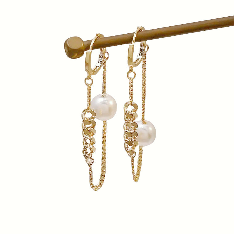 Charming Pearl Earring for Any Occasion