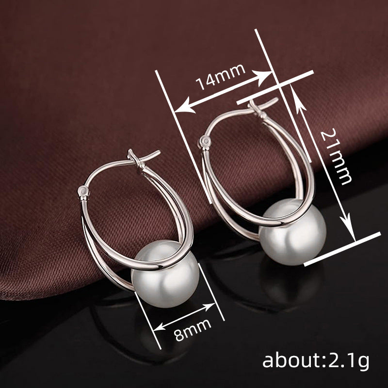 Classic Pearl Earring with Timeless Appeal